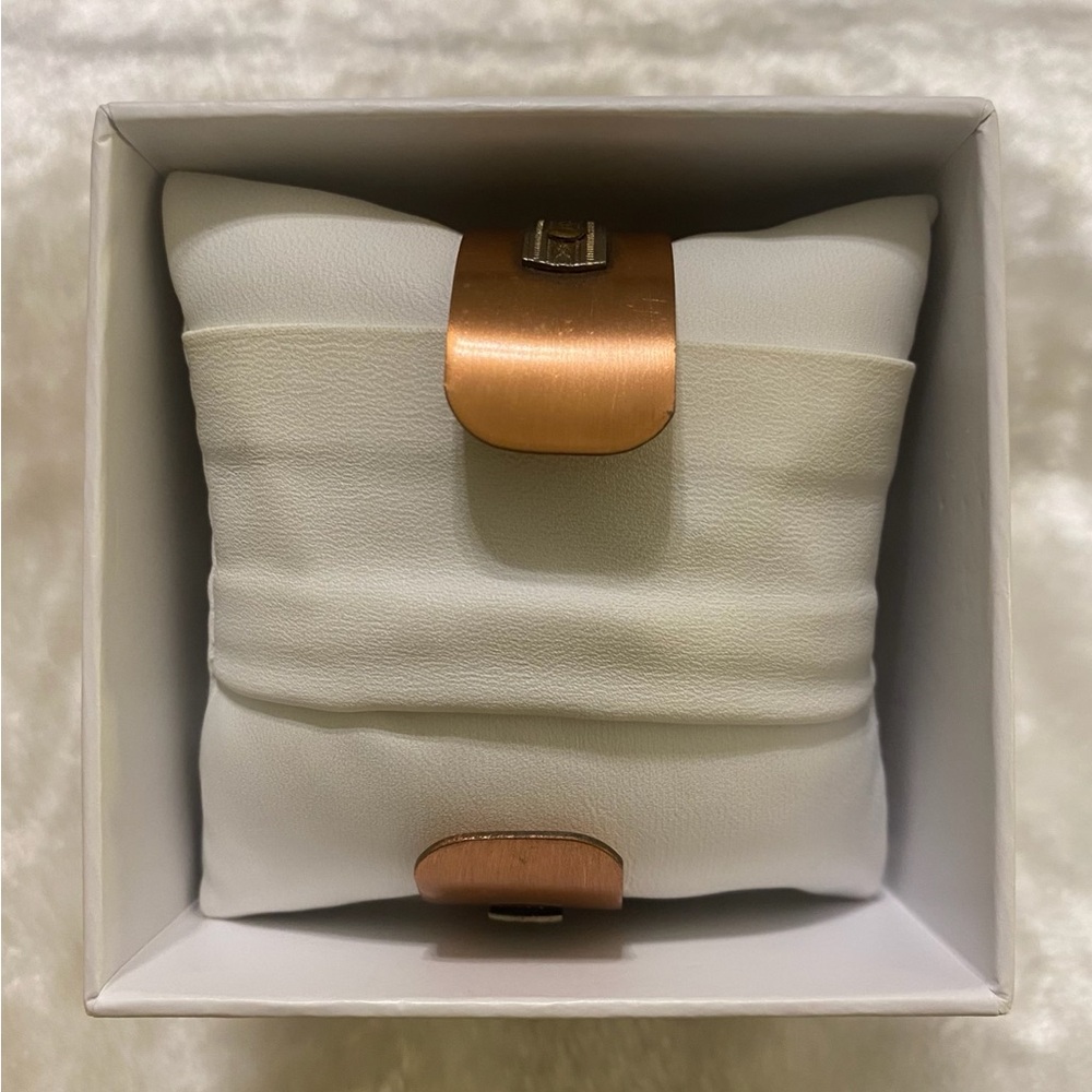 Vtg Solid Copper And Silver Bangle Bracelet - image 2